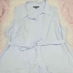 Linen blend collared sleeveless blouse